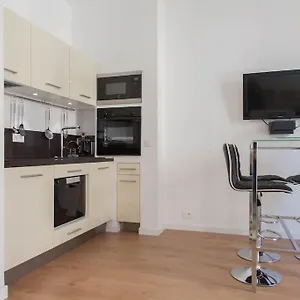 Appartement #28 1 Bdr Flat Ac Balcony Hper 10mins To & Old Town, Nice