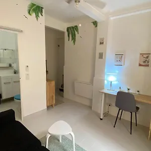 Appartement Avec Patio Privatif A 5 Min A Pied De La, Nice