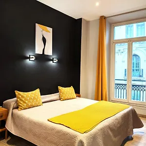 2* Hotell H33
