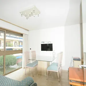 Apartment Centre Promenade With Terrace Next To The Sea In The Pedestrian Area, Nizza